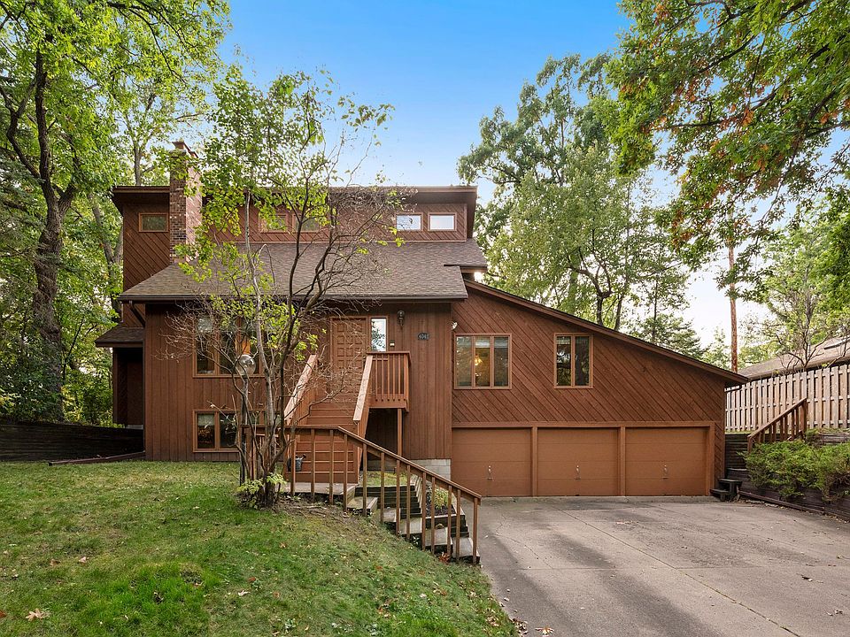 1st image of 4043 Valentine Ct