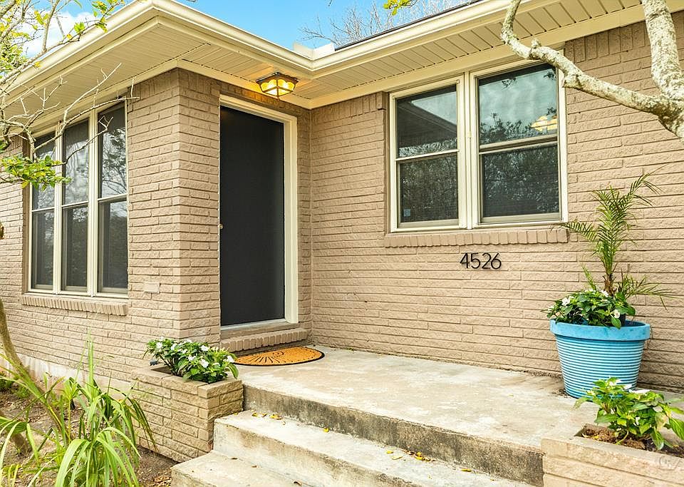 1st image of 4526 Avenue S
