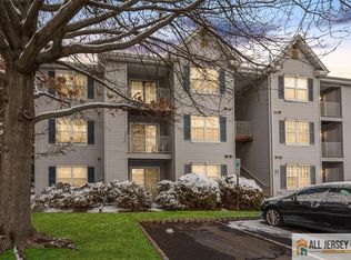 309 Stratford Pl, Bound Brook, NJ 08805