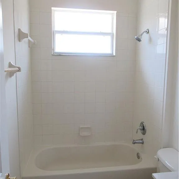 13696 Troia Dr — Photo 12