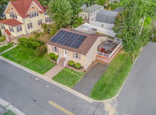 12 Raritan Ave, Leonardo, NJ 07737