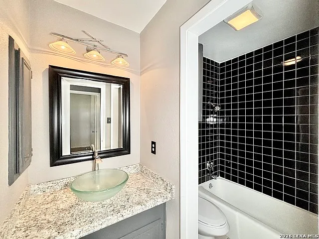 7015 Forest Pine St — Photo 14