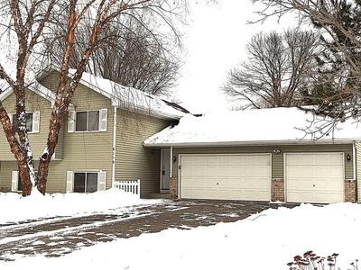 6110 262nd St, Wyoming, MN, 55092