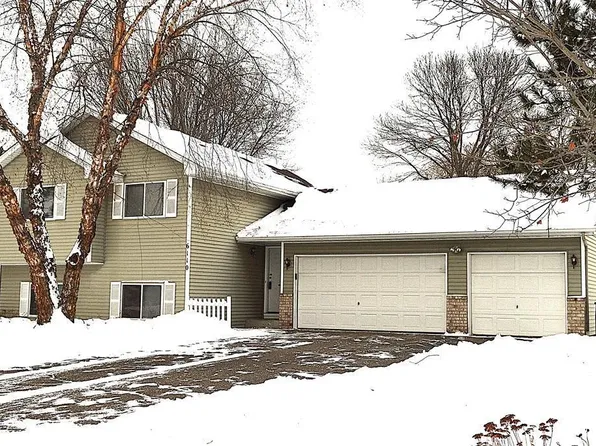 6110 262nd St, Wyoming, MN 55092