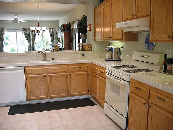 Spacious Kitchen