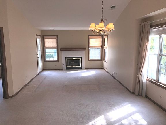 4th image of 289 Sheffield Dr