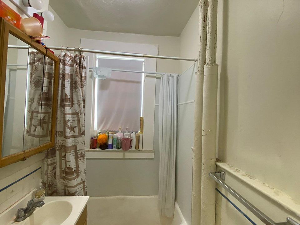 2nd image of 248 Park Dr #30