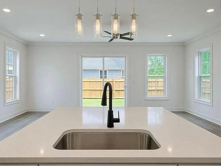 1904 Gumwood Blvd — Photo 5