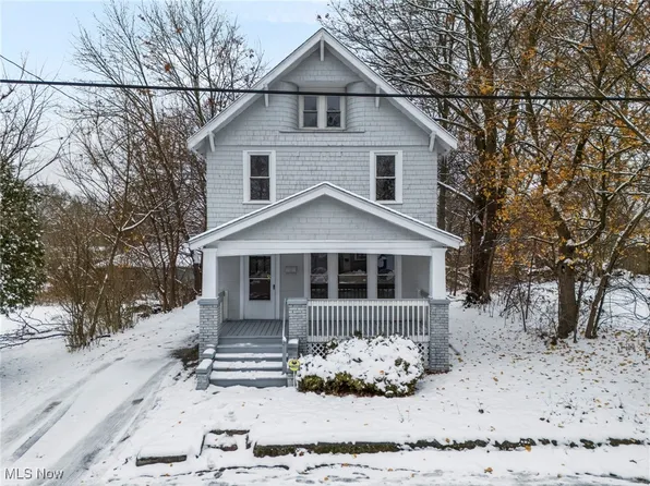 1236 Grant St, Akron, OH 44301