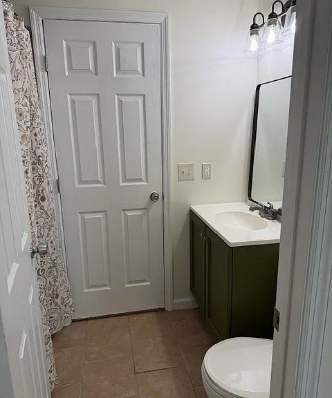 1118 Lillian St #4 — Photo 3