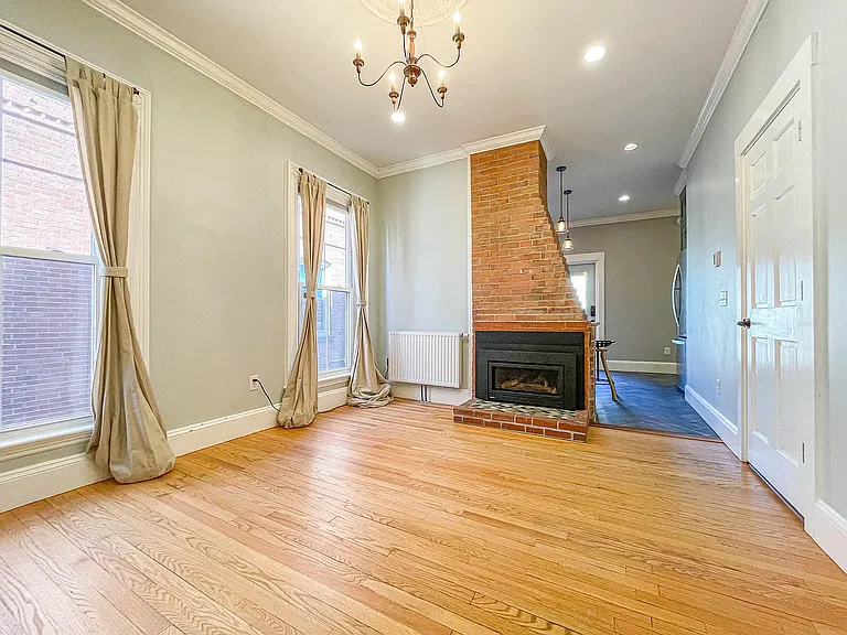 3 Grant St #1 — Photo 16