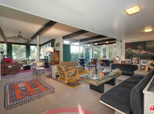 9021 Burroughs Rd, Los Angeles, CA 90046