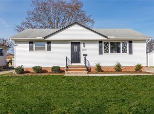 30225 Vineyard Rd, Willowick, OH 44095