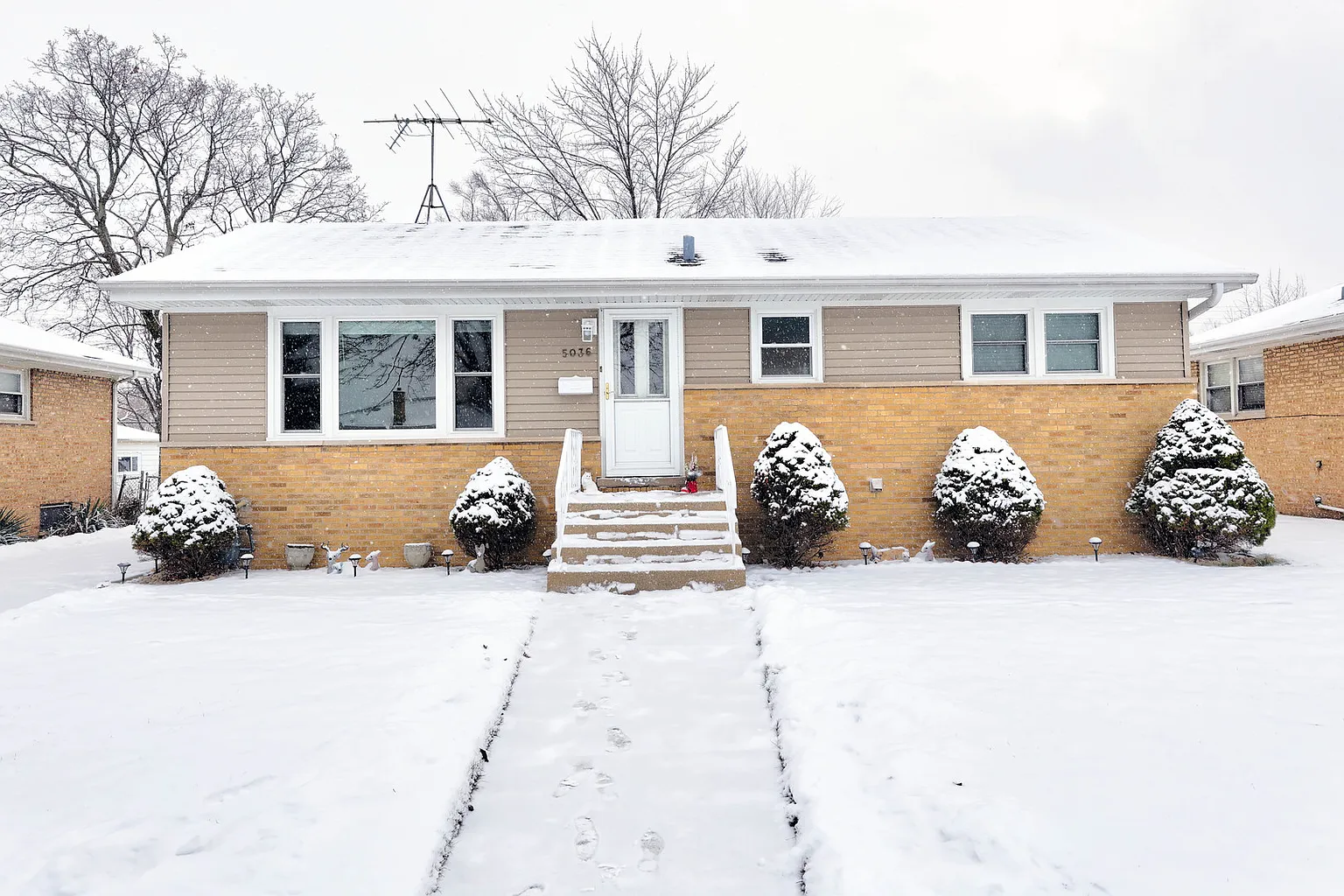5036 Saint Paul Ct photo 1