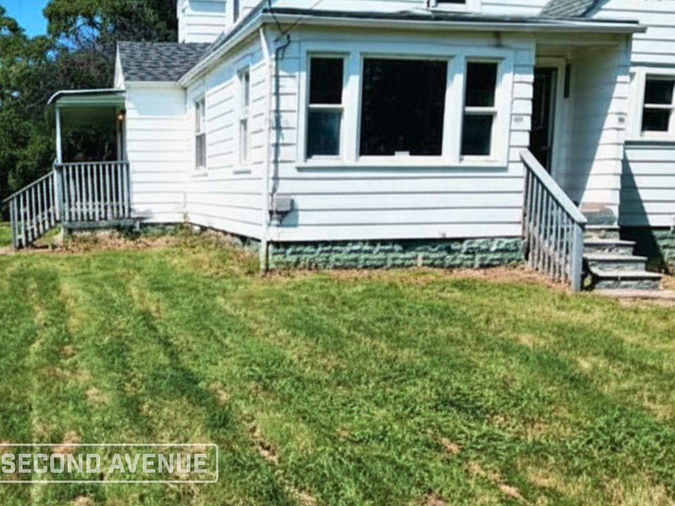1st image of 1442 W 19th St