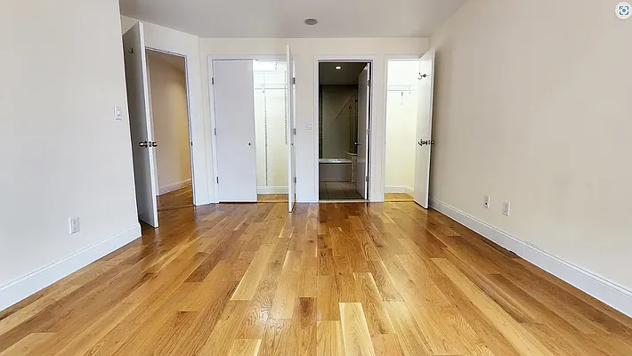 Rented by Voro New York | media 13