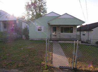 2929 Hollywood Pl, Huntington, WV 25705