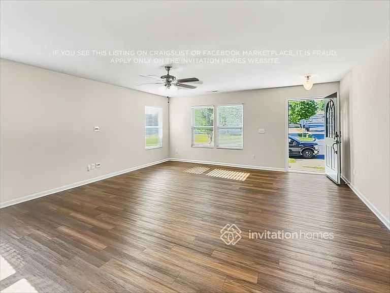 4198 Clifftonville Ave SW — Photo 6