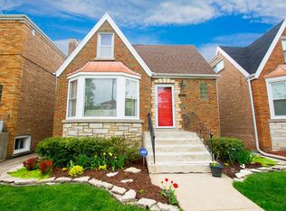 2032 N Oak Park Ave, Chicago, IL 60707