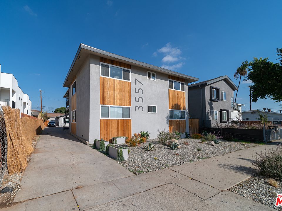 1st image of 3557 Percy St