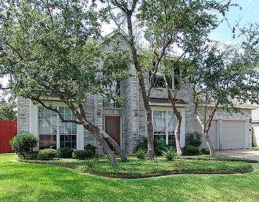 1st image of 15 GROGANS MILL DR
