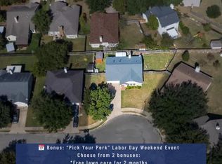 105 Bluejay Cv, Hutto, TX 78634