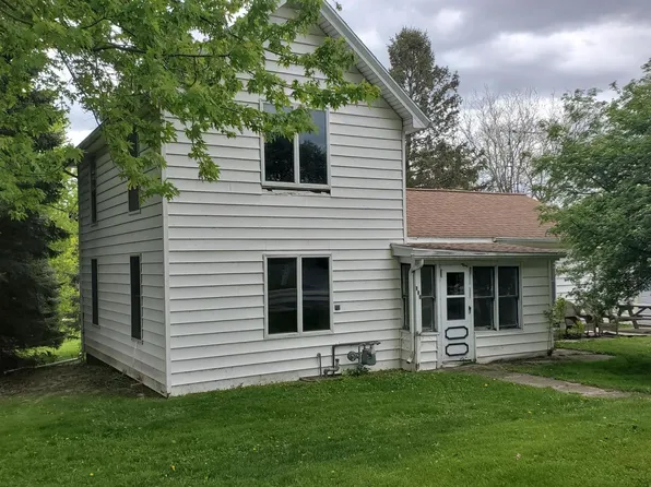 110 Forest Street, Fox Lake, WI 53933