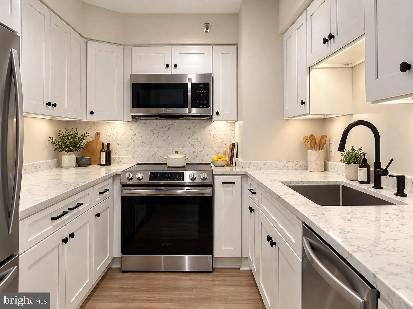 Woodbury Heights Condo — Photo 2