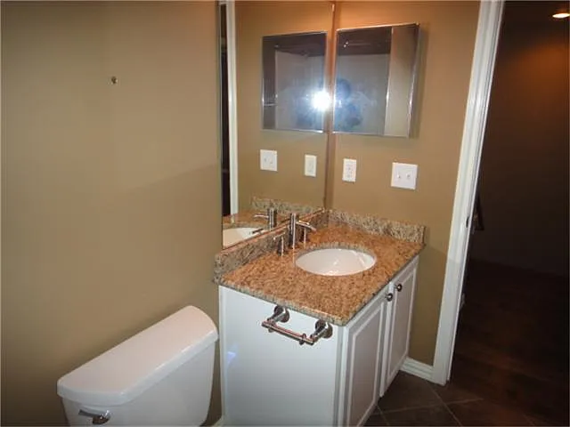25254 Finchgrove Ln — Photo 20