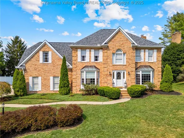 46 Williamsburg Way, Hurricane, WV 25526