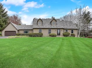 7412 Saddle Creek Trl, Bull Valley, IL 60050
