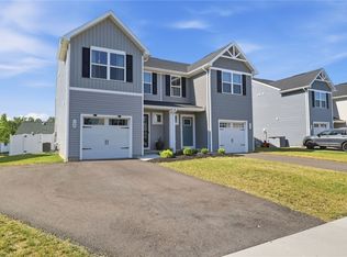 104 South Dr, West Seneca, NY 14218