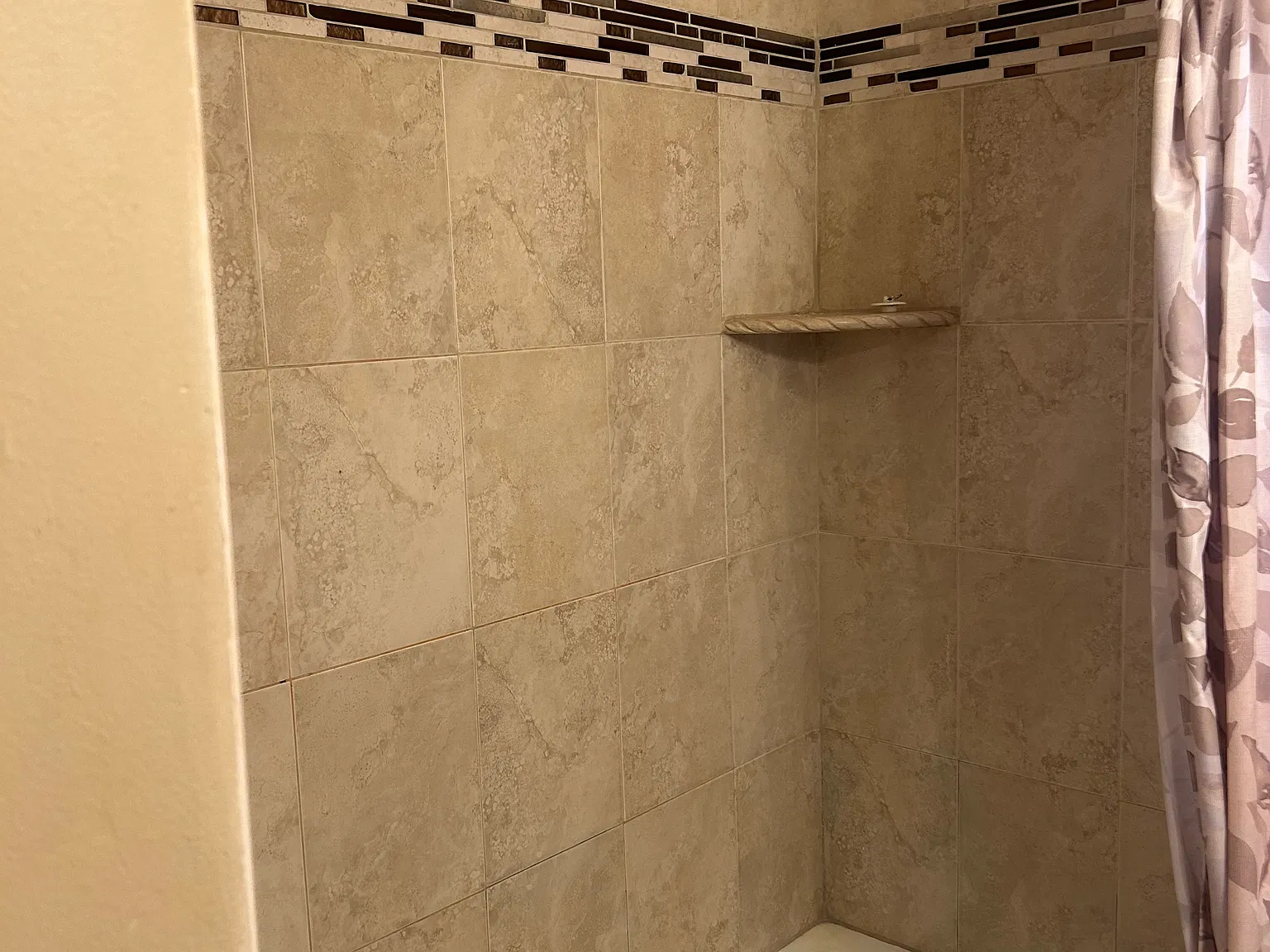 2 bed, 750 sqft, $1,100 — Photo 3