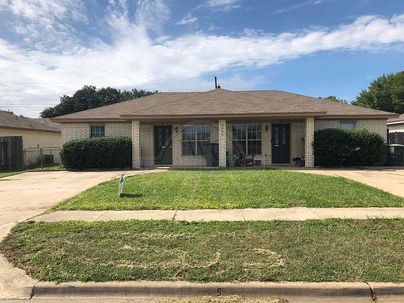 1st image of 2005 Windward Dr #B
