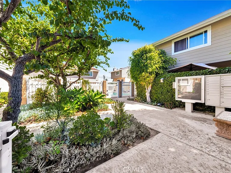24709 Santa Clara Ave — Photo 18