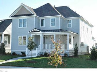 3221 Patrick Henry Dr, Chesapeake, VA 23323