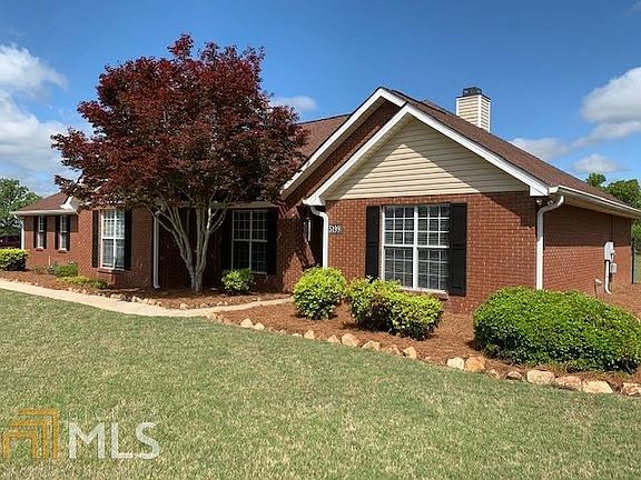 3rd image of 5199 Sand Hill Cir N