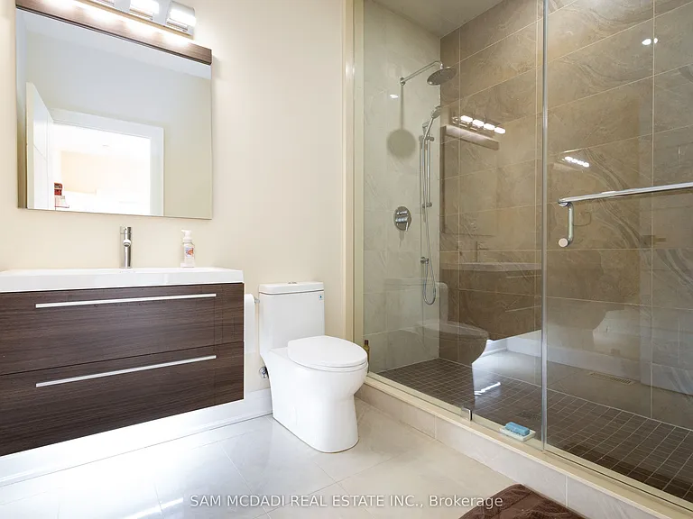 35A Broadview Ave — Photo 19