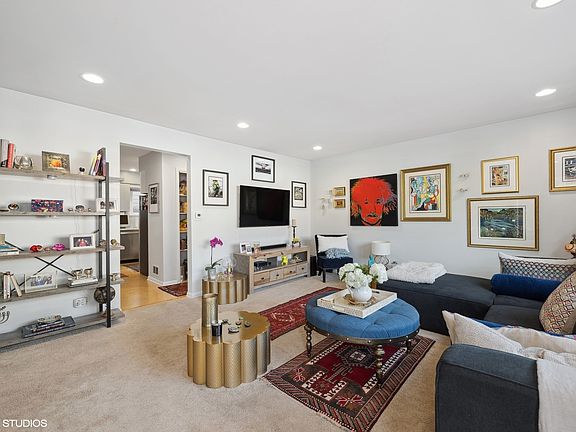 5th image of 2106 Saint Johns Ave APT C