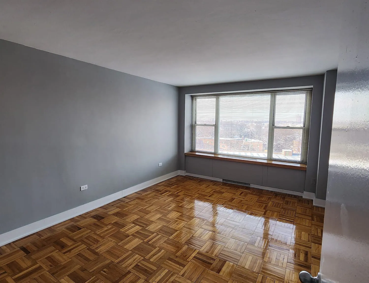 1 bed, 1000 sqft, $2,950 — Photo 2