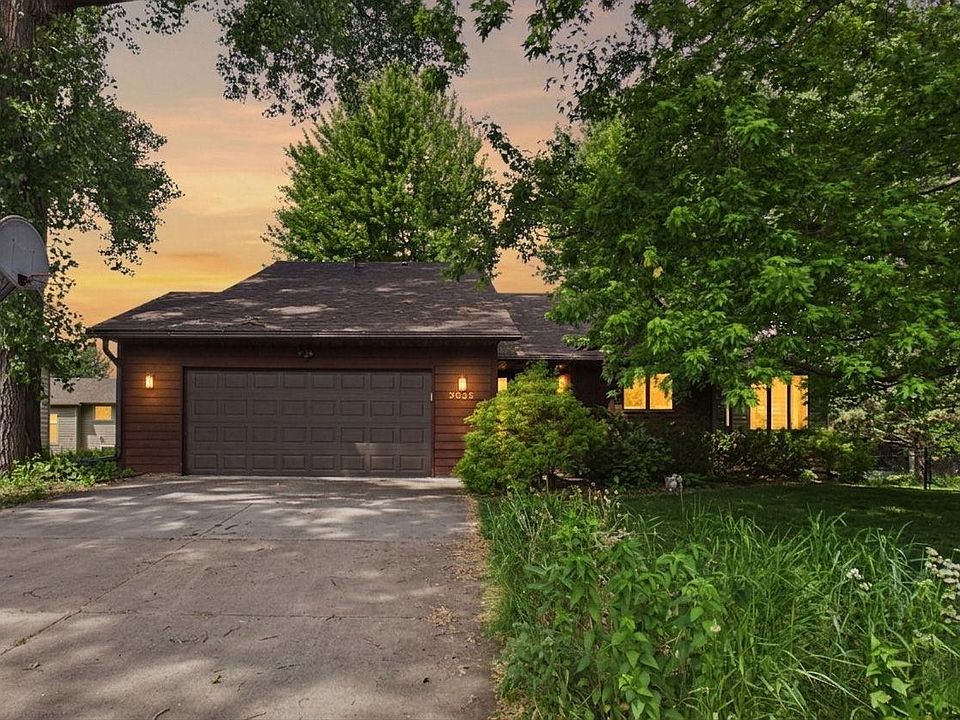1st image of 3025 Thunder Bay Rd