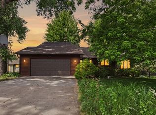 3025 Thunder Bay Rd, Little Canada, MN 55117