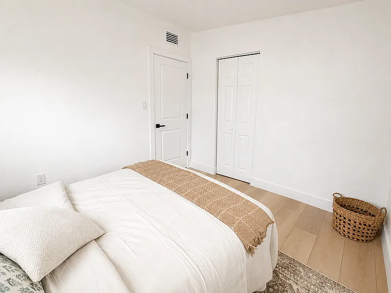 9142 Suncrest Blvd — Photo 11