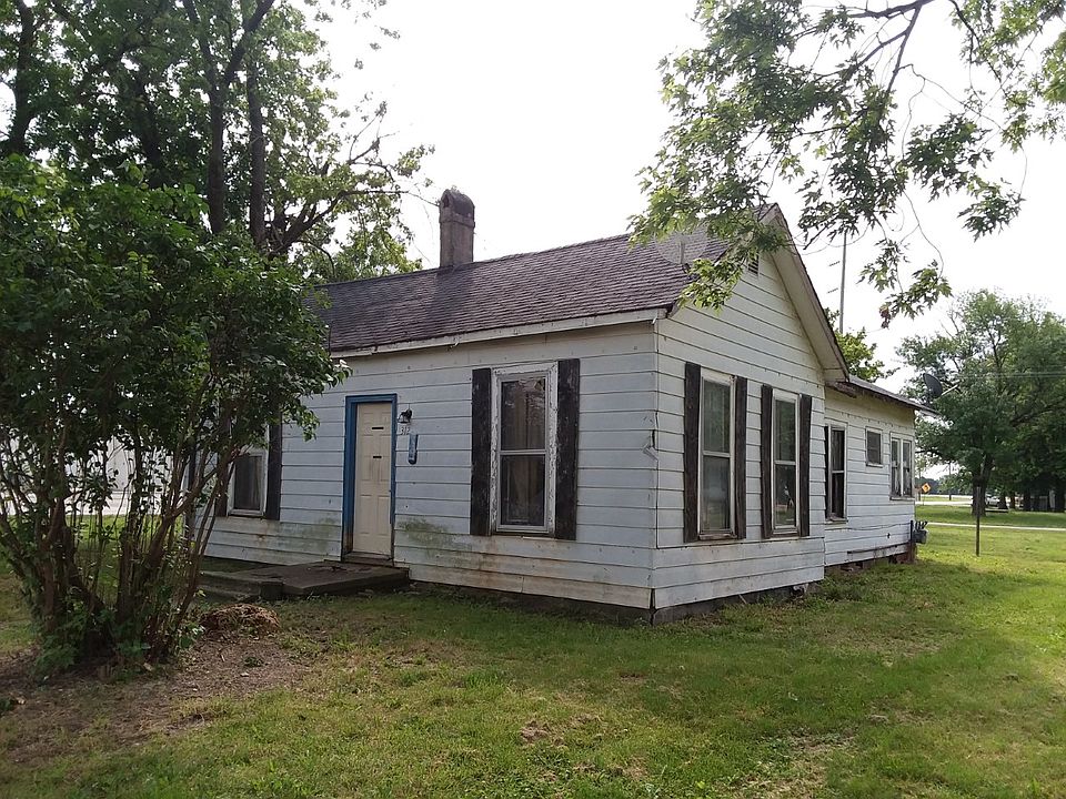 1st image of 312 N Oak St