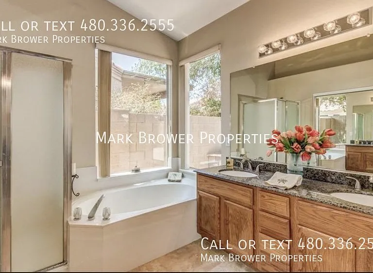 6082 W Dublin Ln — Photo 11