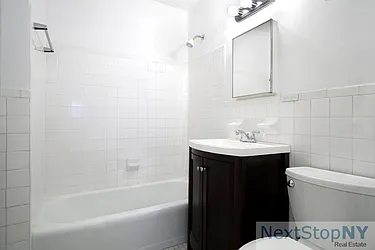 Rented by NextStopNY