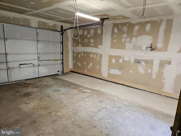 353 Jefferson Ave — Photo 23