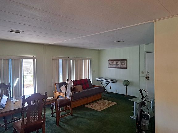 3rd image of 1010 E Bobier Dr Spc 9