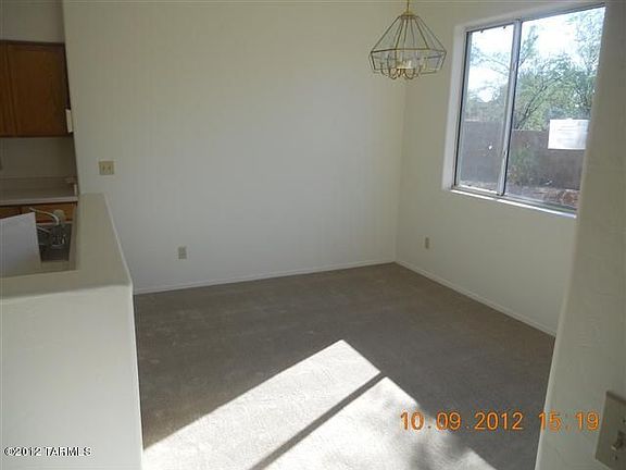 3rd image of 1807 N Wild Hyacinth Dr