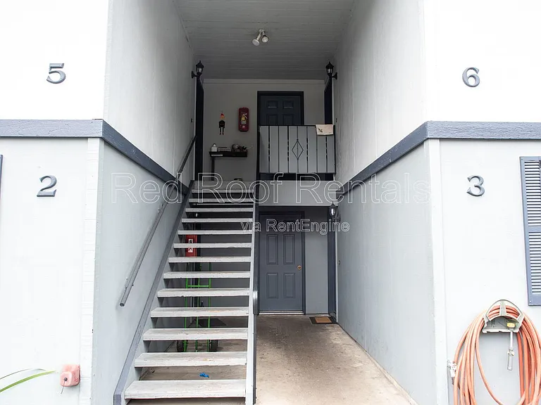 302 163rd Street Ct E #6 — Photo 1